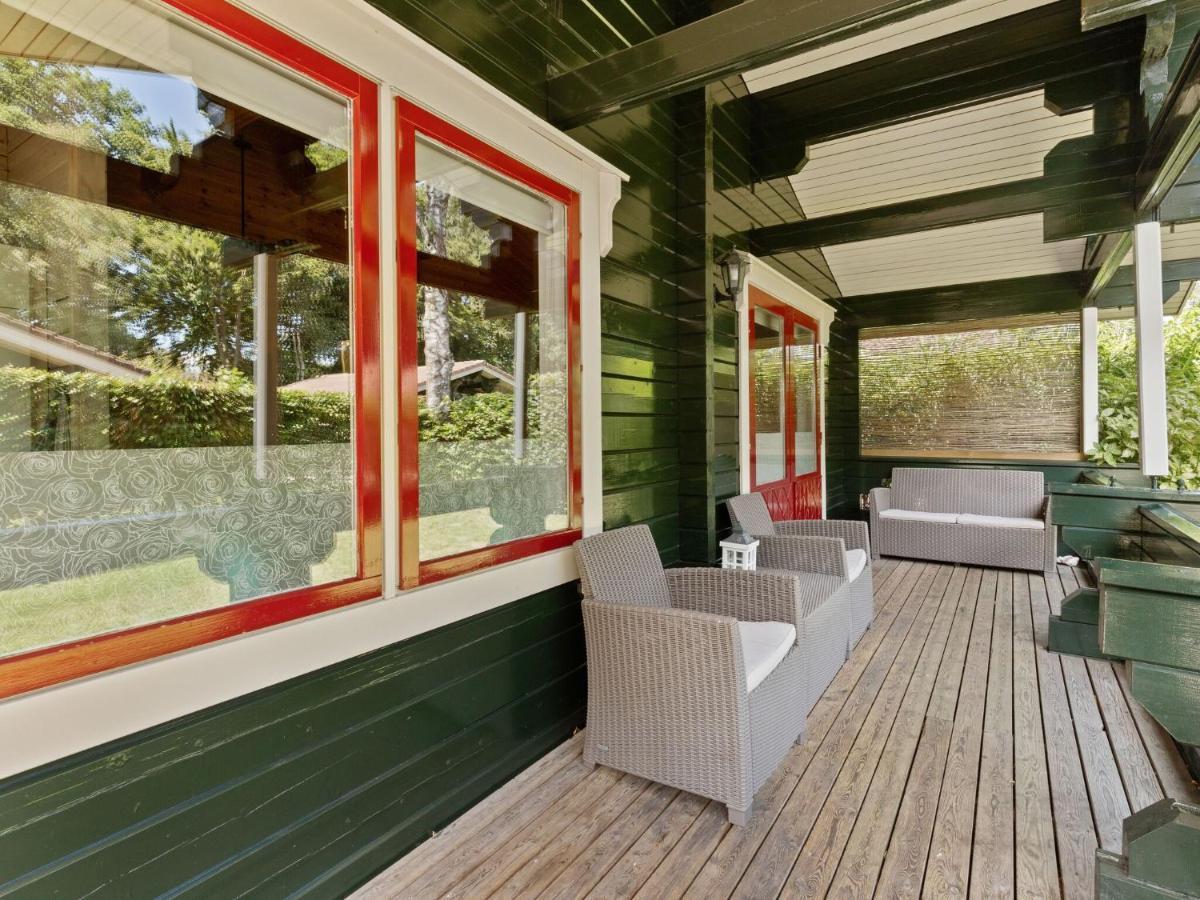 Luxurious Chalet In Guelders By The Forest Hulshorst Eksteriør billede